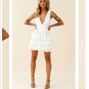 selfie leslie dress